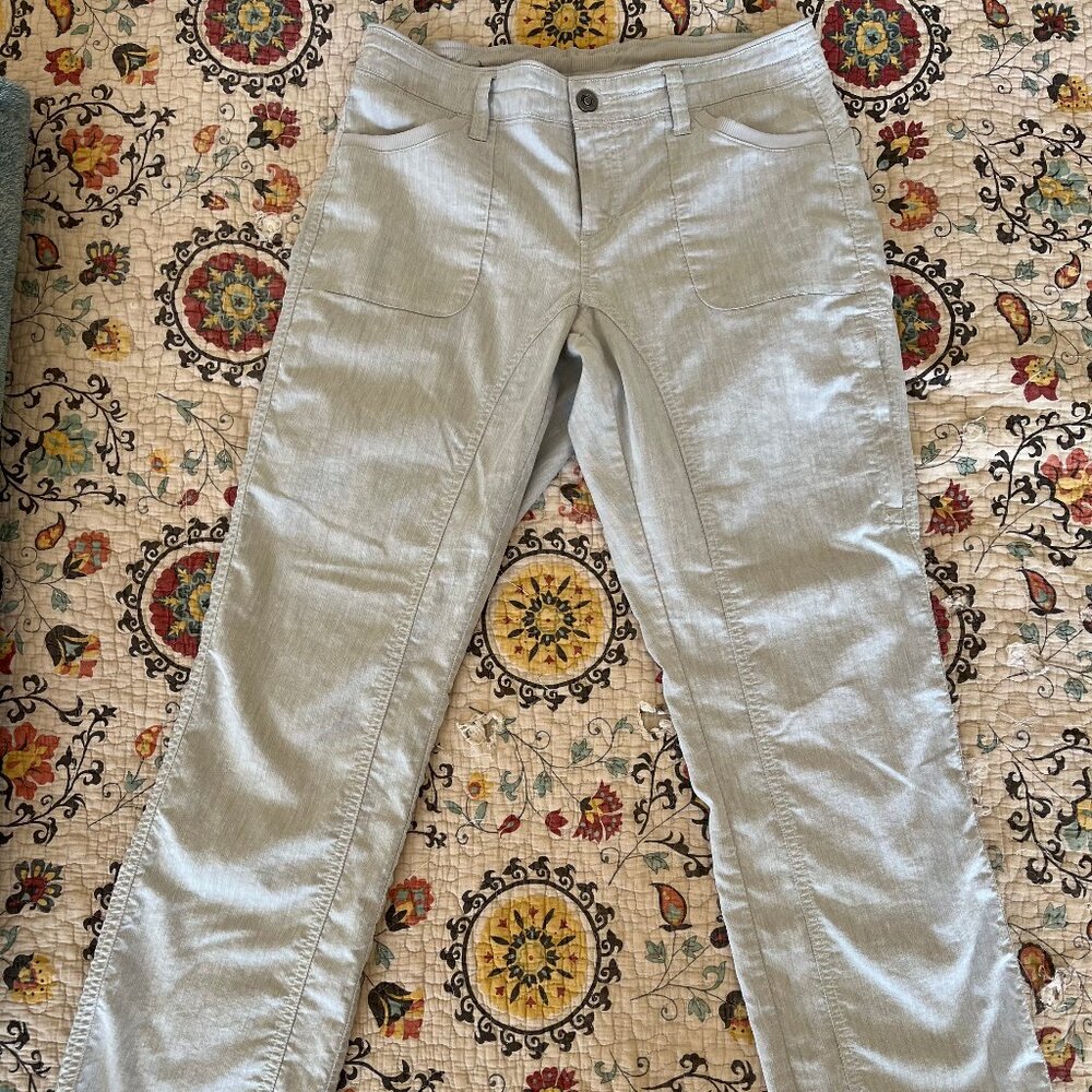 Kuhl -Lightweight Pants Sz 10 Short